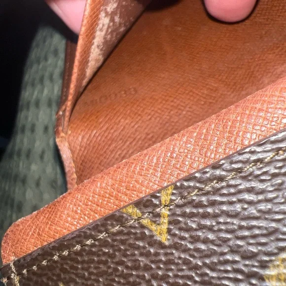 Vintage Monogram Trésor Snap Wallet - Picture 14 of 14